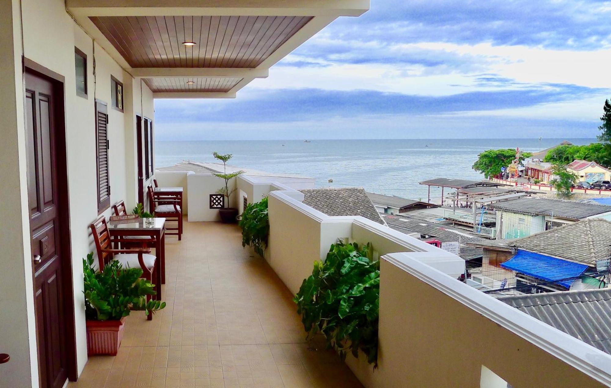 Fulay Hotel Hua Hin Exterior photo