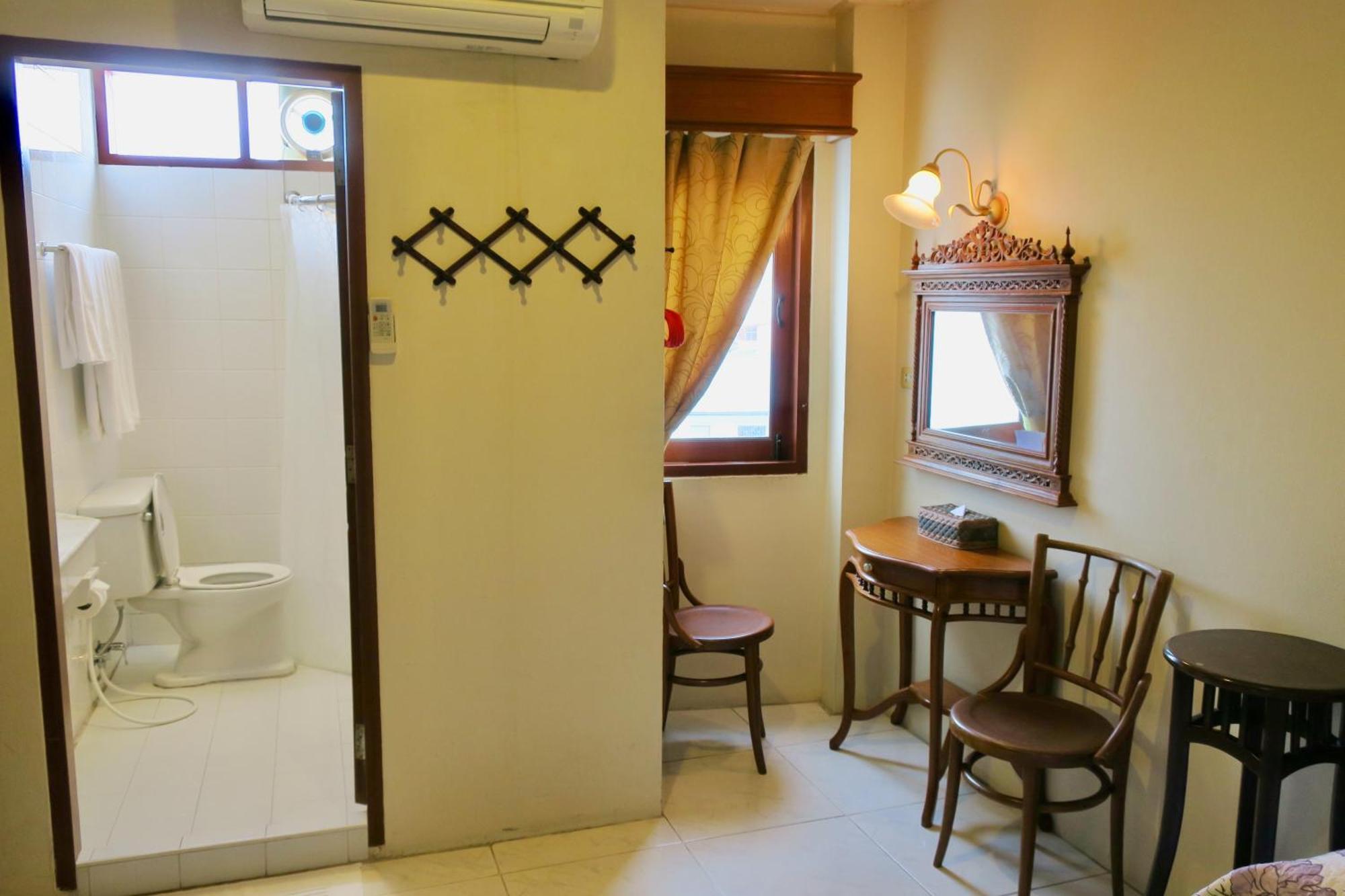 Fulay Hotel Hua Hin Exterior photo