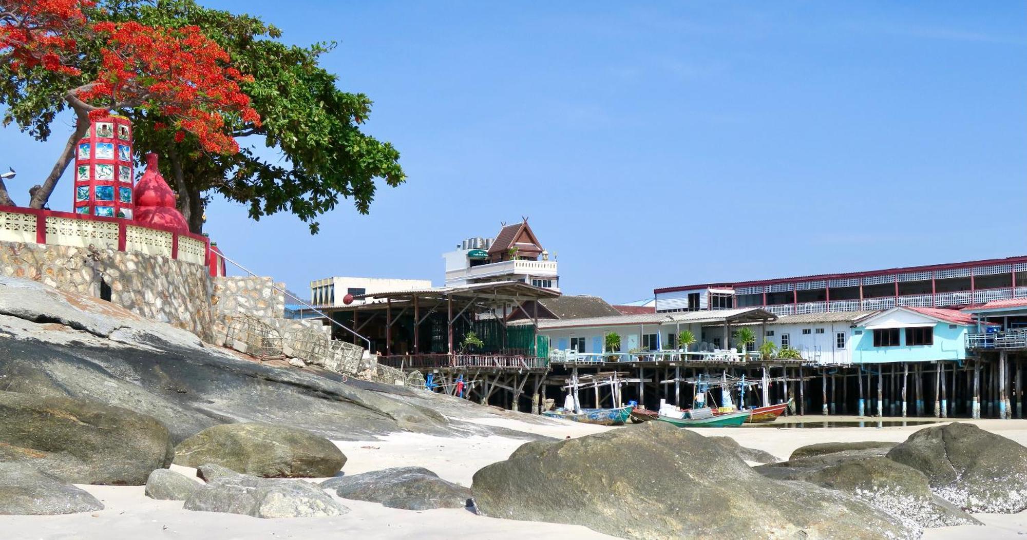 Fulay Hotel Hua Hin Exterior photo